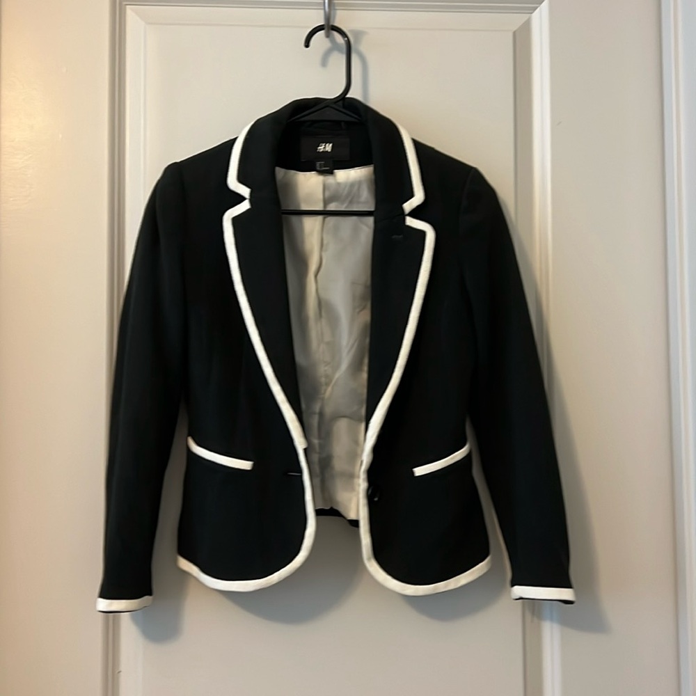 H&M Black & White Blazer